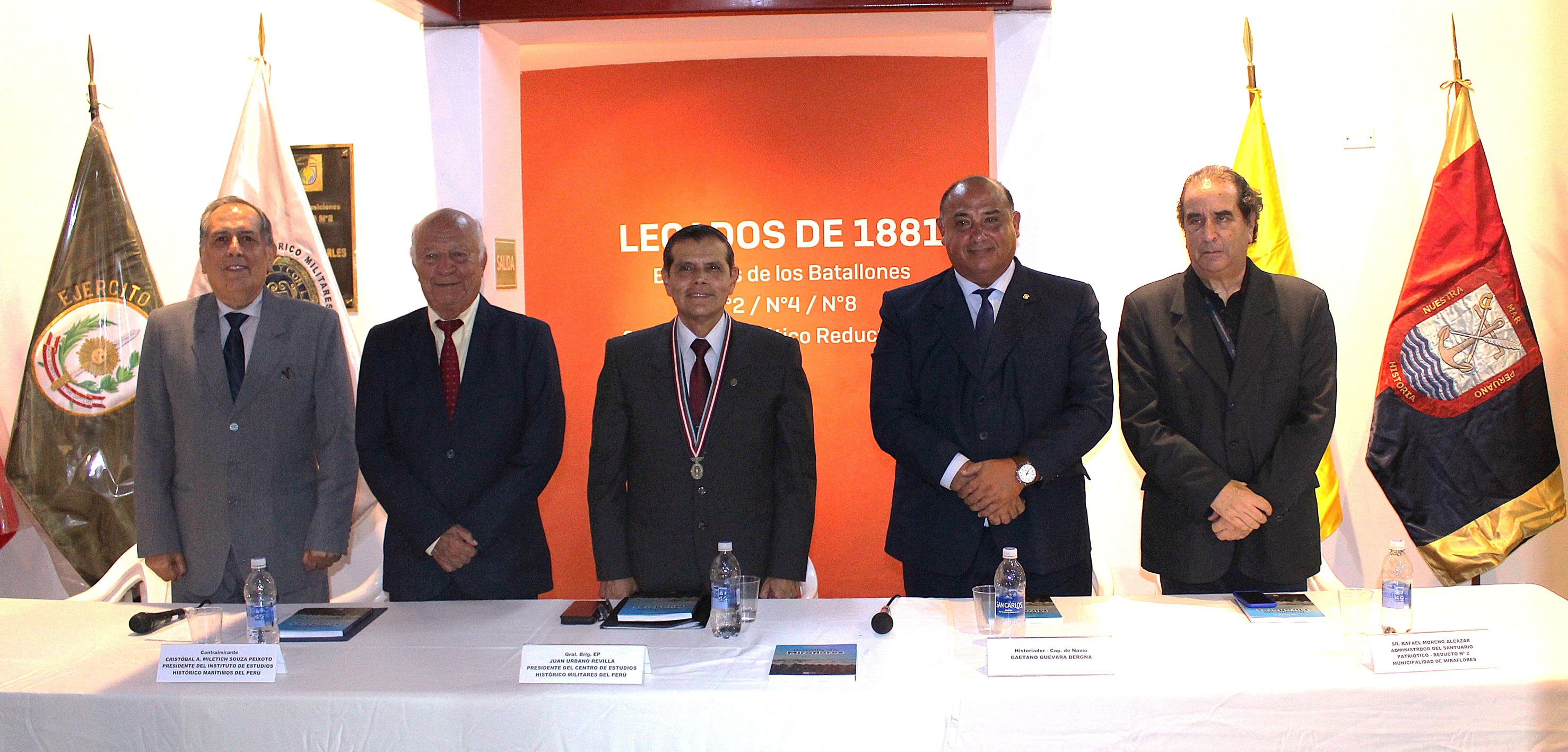 Foto adicional