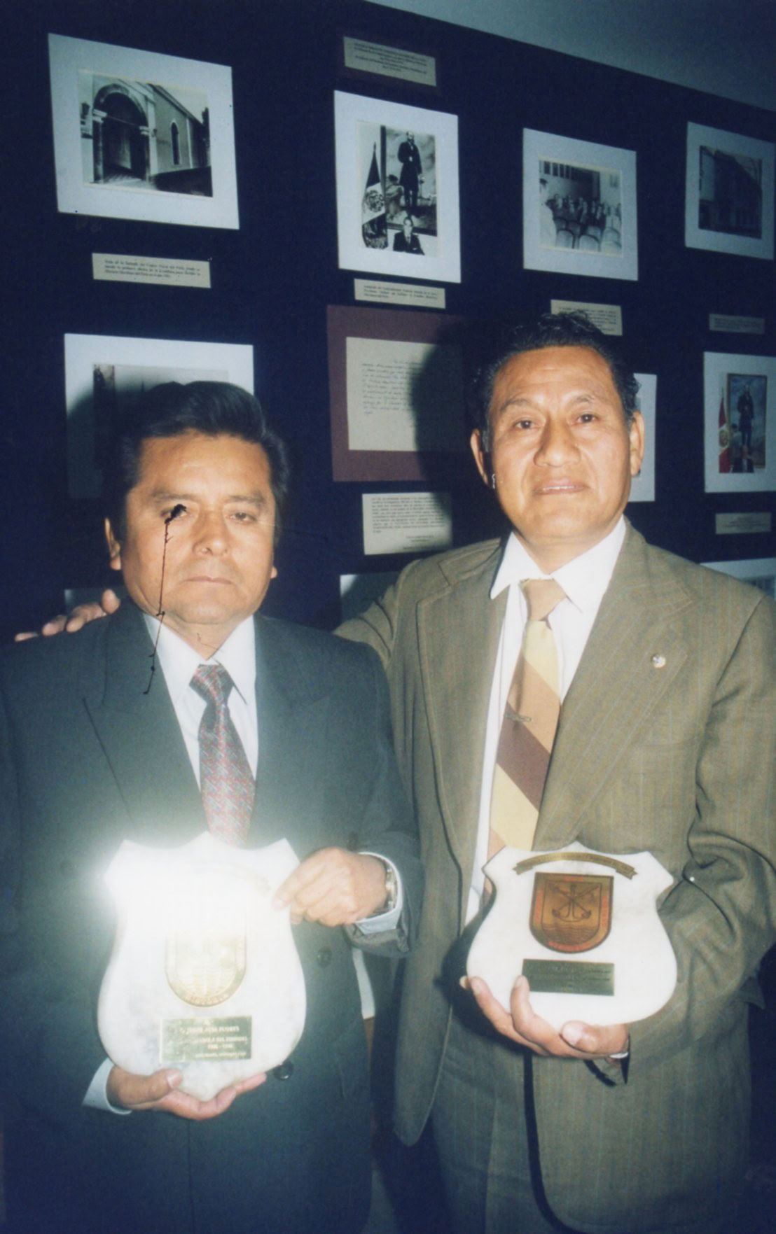 25 Aniversario del Instituto y 35 aniversario de la creación de la Comisión Para Escribir la Historia Marítima del Perú. 12 octubre 1998