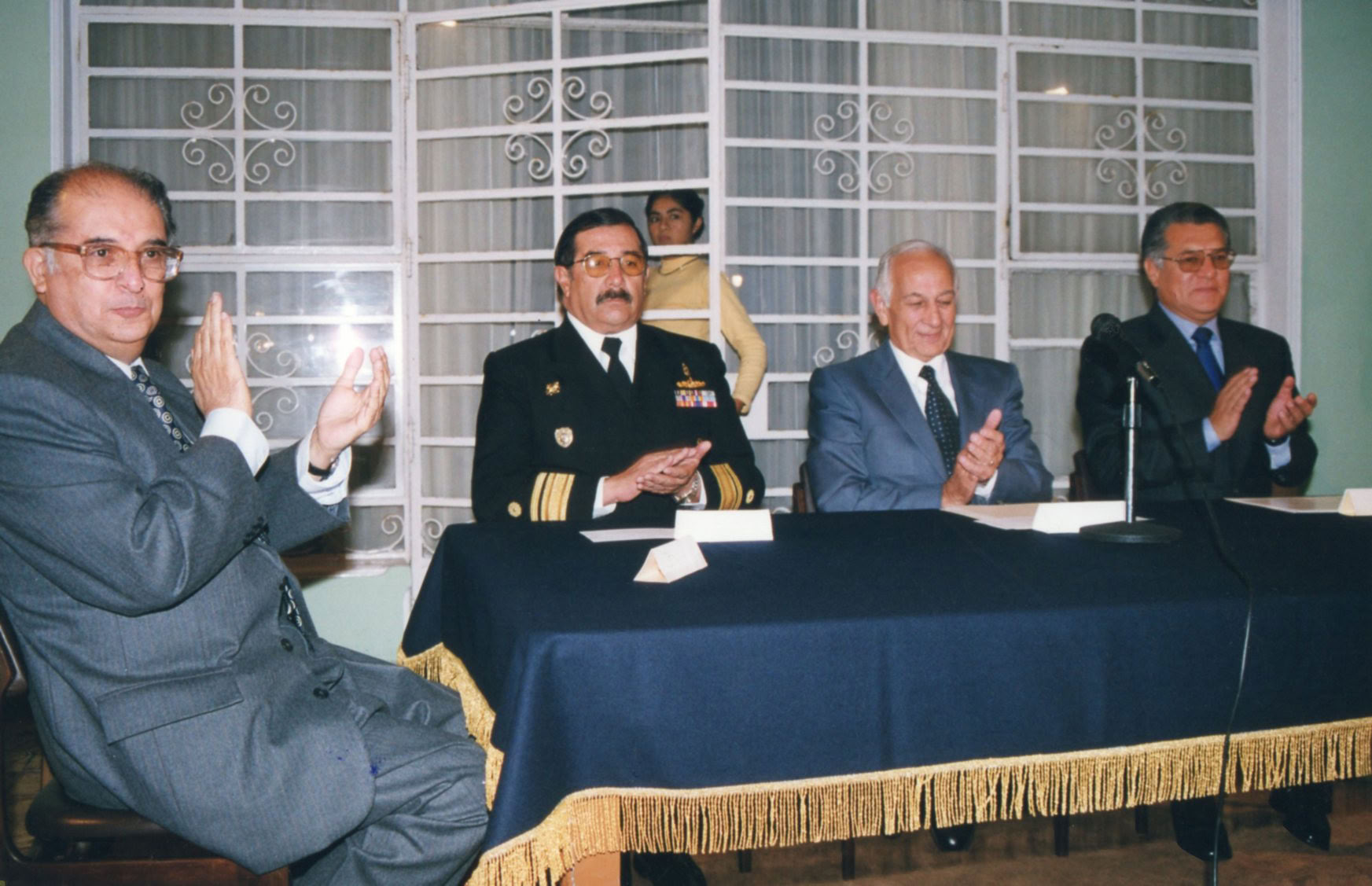 Incorporación del contralmirante Jorge Brousset Barrios como Miembro de Número del IEHMP, 31 mayo 2001
