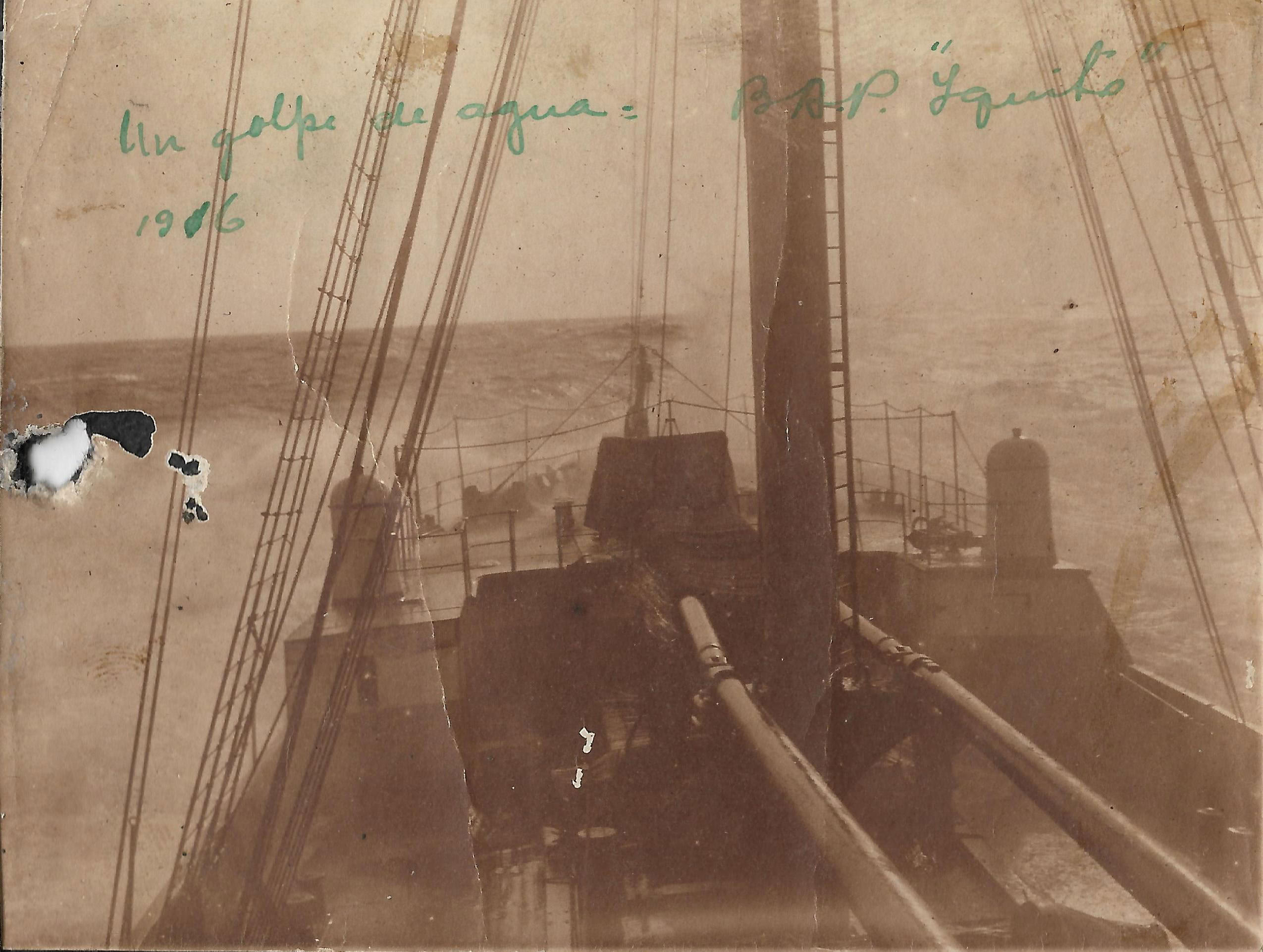 El transporte Iquitos en viaje a Inglaterra y las costas de Estados Unidos y de la América del Sur en el Atlántico. 1916