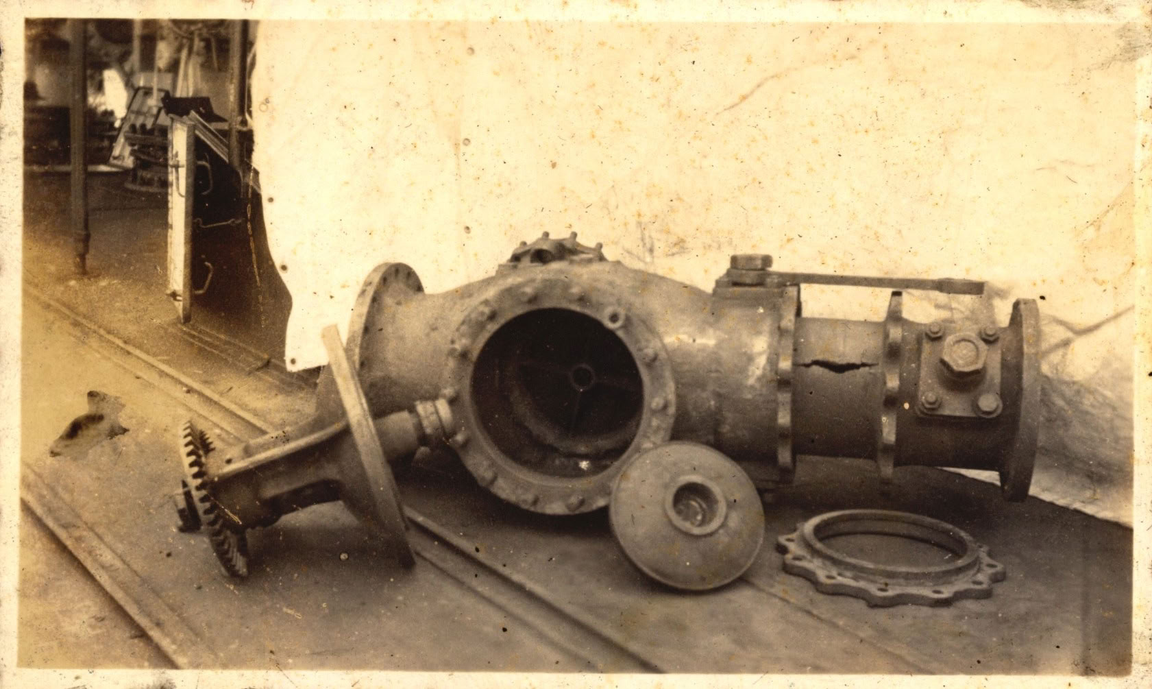 Pieza mecánica de un buque, c. 1938