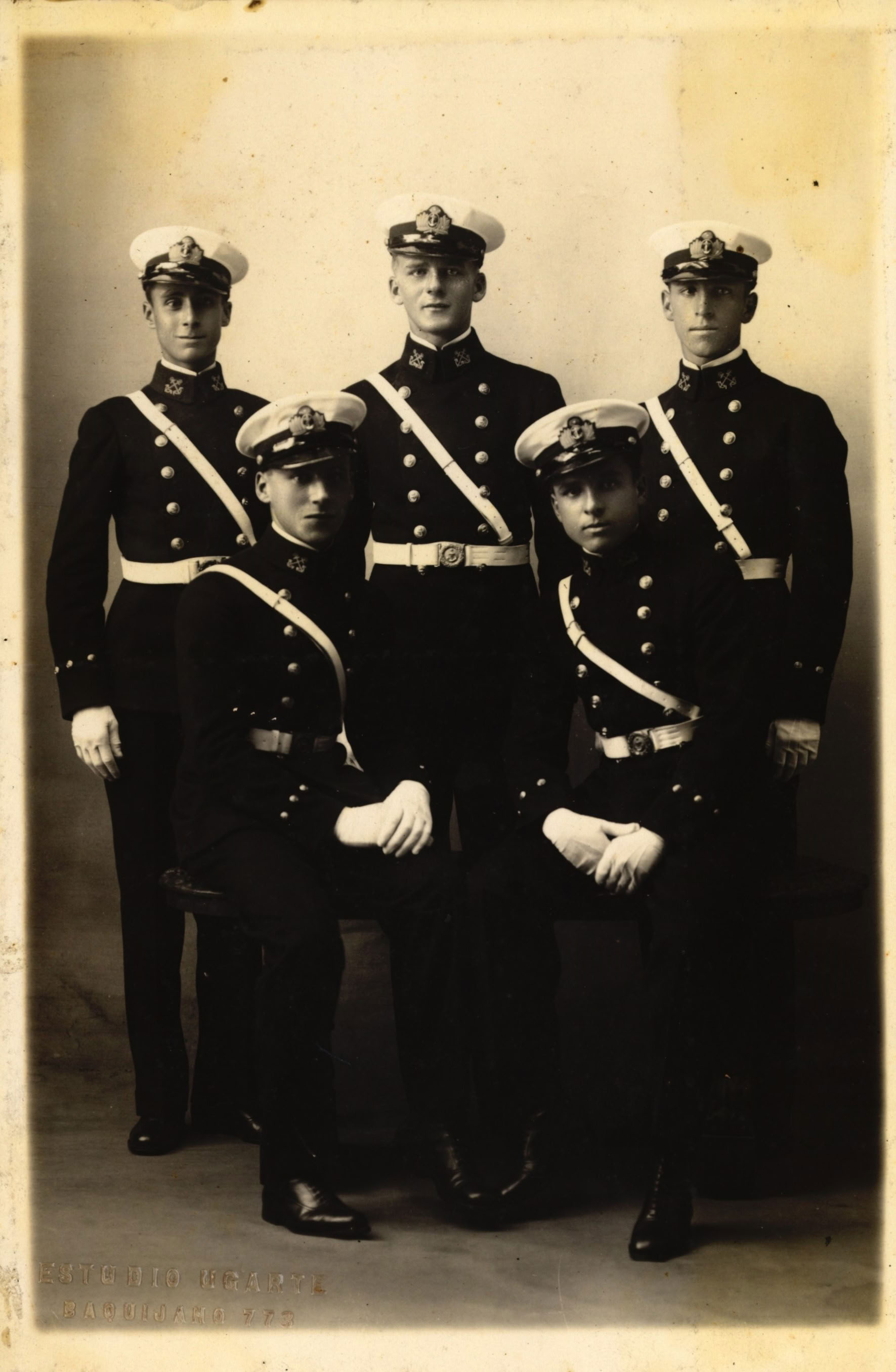 Grupo de cadetes navales, 1931