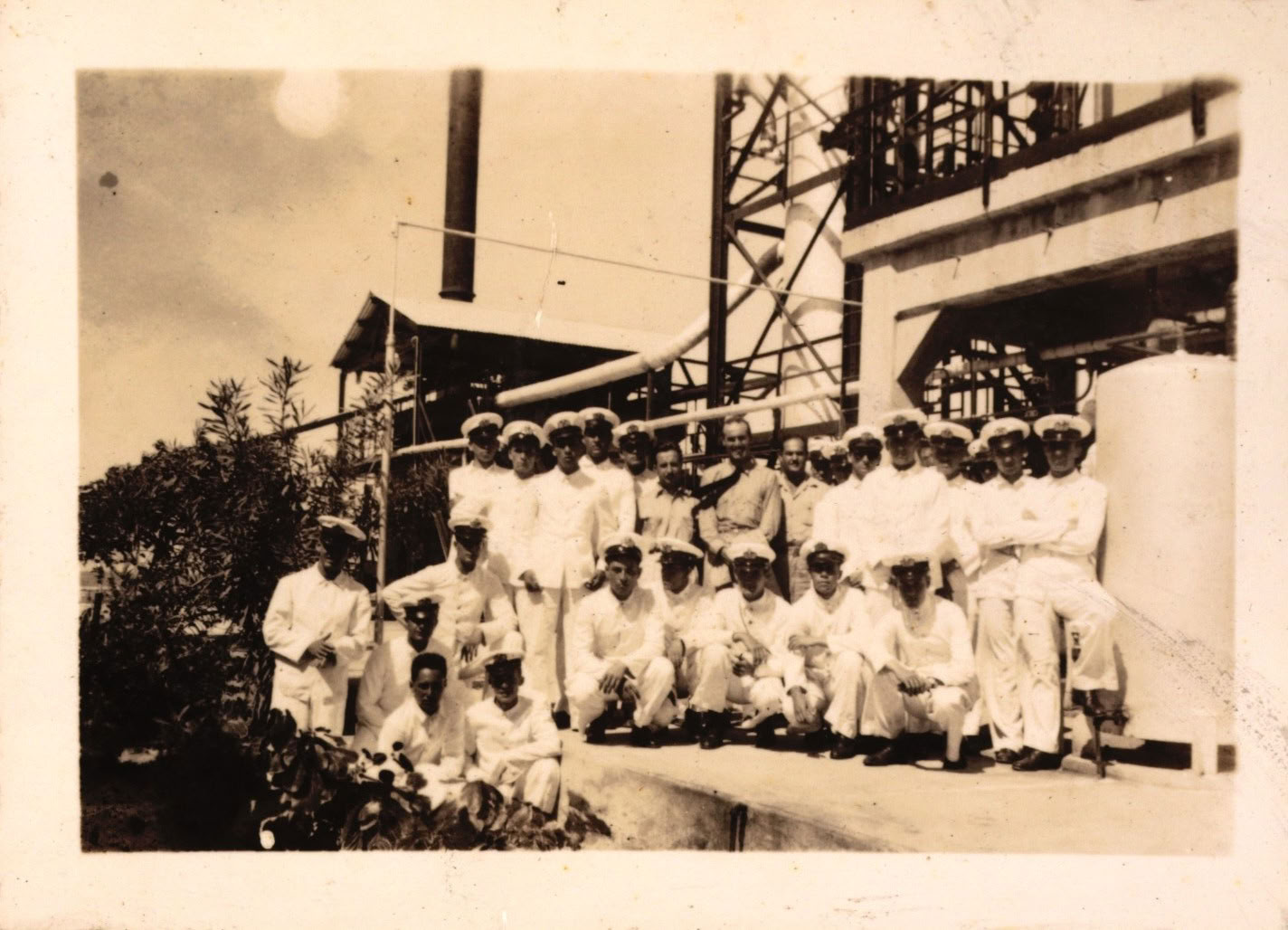 Visita de comisión de estudios al extranjero, c. 1943