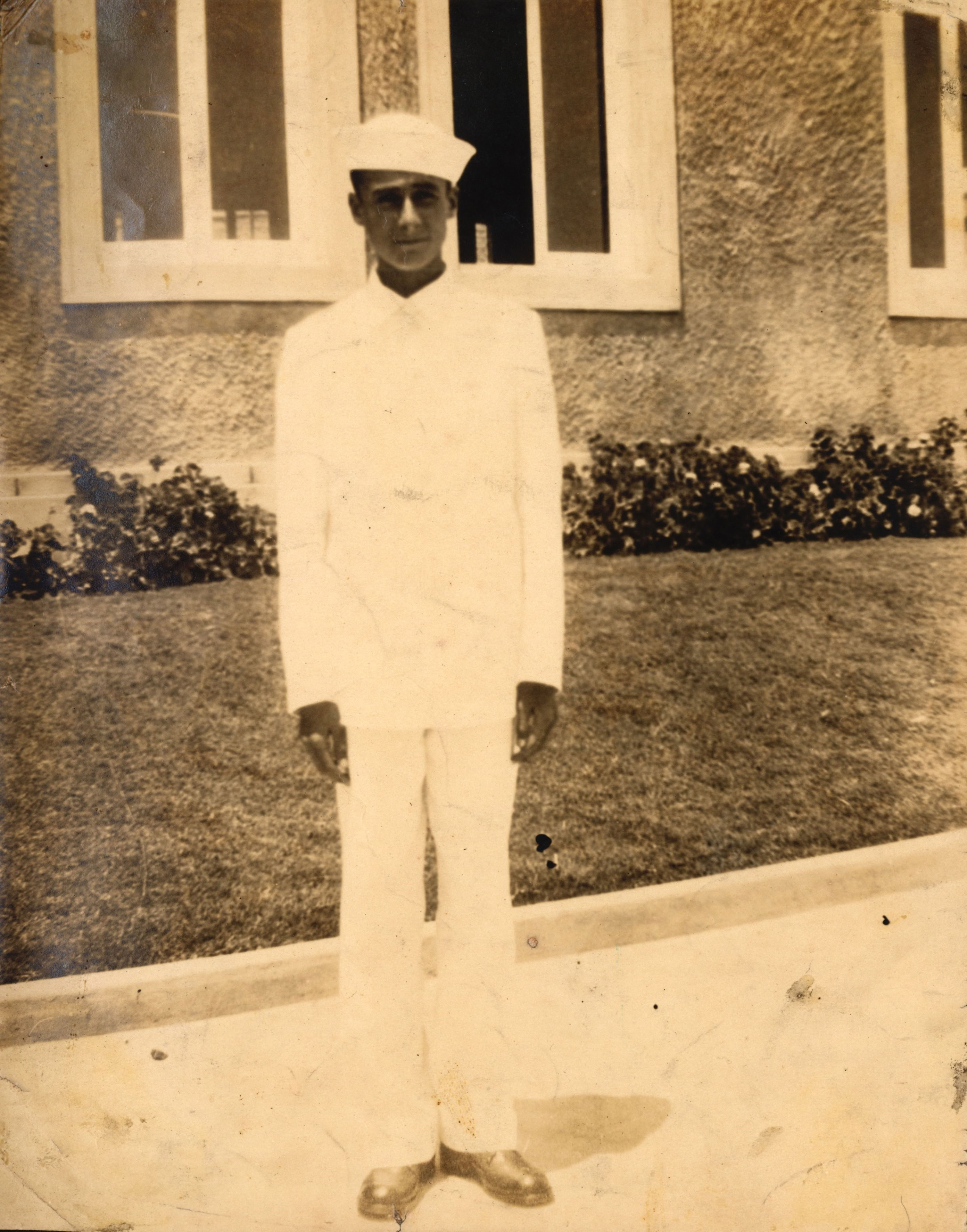 Cadete naval Fernando Elías Aparicio, 1931